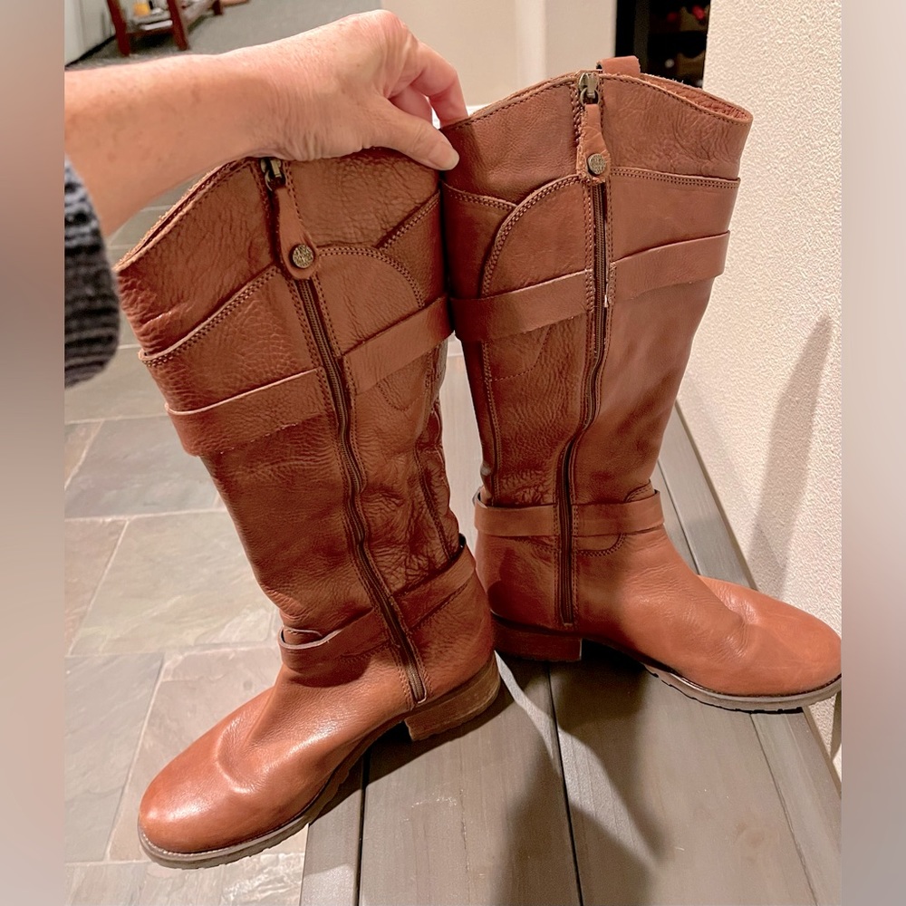 Knee high boots pebbled leather